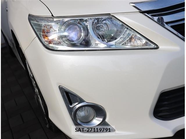 Toyota CAMRY HYBRID 2012-06 4932439-17