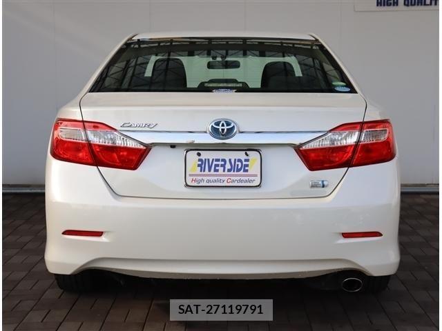 Toyota CAMRY HYBRID 2012-06 4932439-22