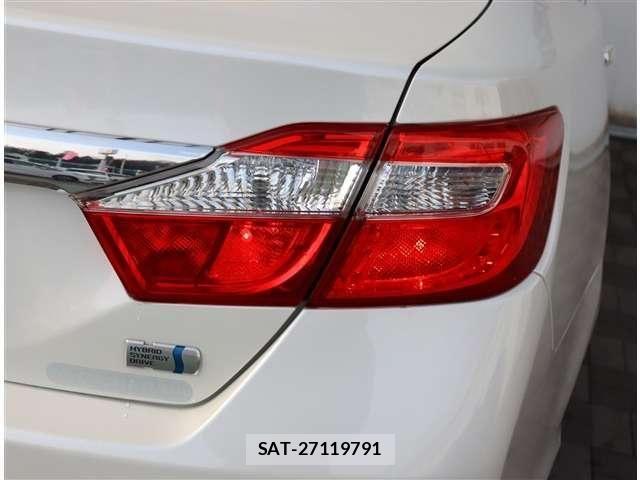 Toyota CAMRY HYBRID 2012-06 4932439-24