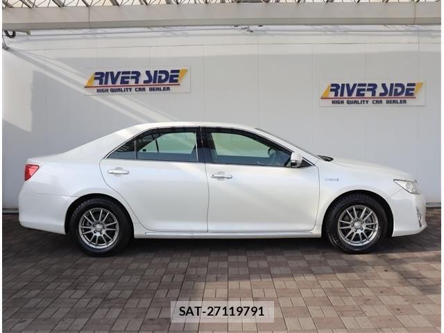 Toyota CAMRY HYBRID 2012-06 4932439-4