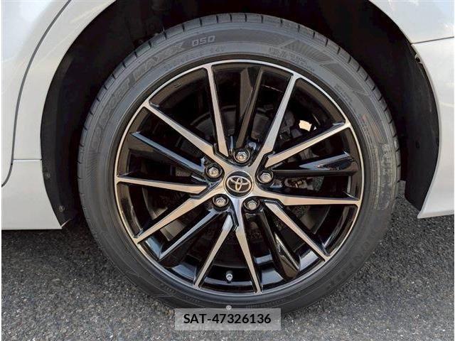 Toyota CAMRY HYBRID 2019-09 4932410-18