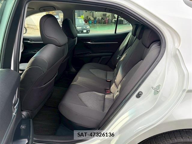 Toyota CAMRY HYBRID 2019-09 4932410-3