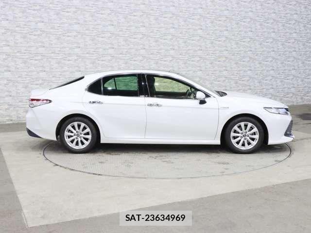 Toyota CAMRY HYBRID 2018-01 5860916-12