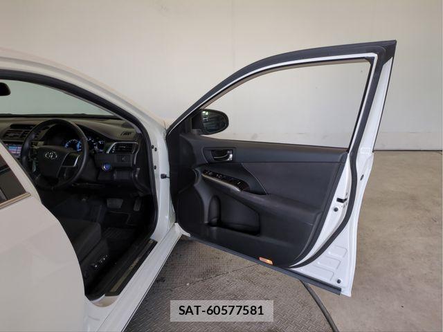 Toyota CAMRY HYBRID 2012-03 5860922-26