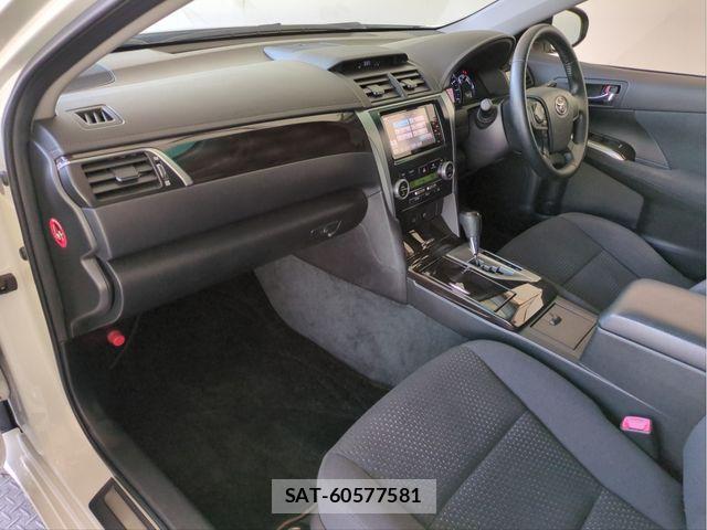 Toyota CAMRY HYBRID 2012-03 5860922-2
