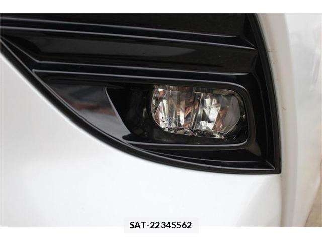 Toyota CAMRY HYBRID 2018-10 5860915-20
