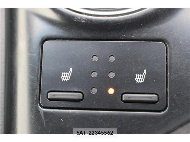 Toyota CAMRY HYBRID 2018-10 5860915-6