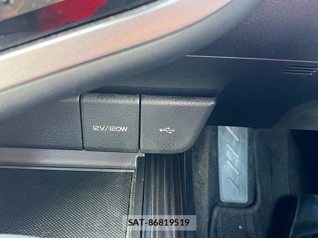Toyota CAMRY HYBRID 2021-03 5860905-4