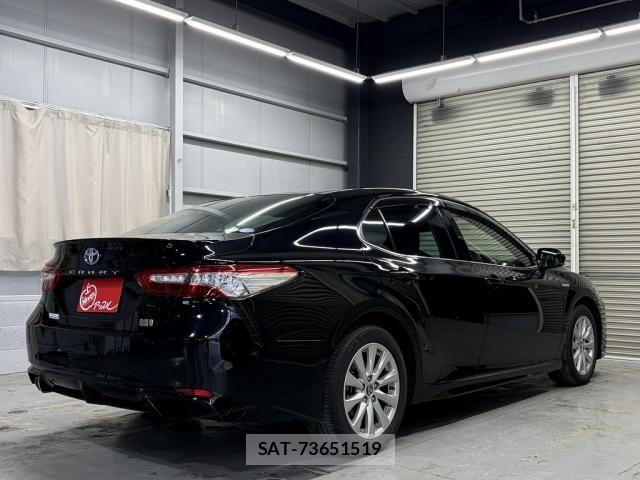 Toyota CAMRY HYBRID 2019-05 5860907-29