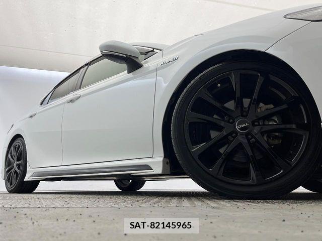 Toyota CAMRY HYBRID 2019-06 5860900-3