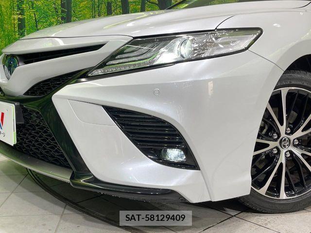 Toyota CAMRY HYBRID 2019-08 6007806-11