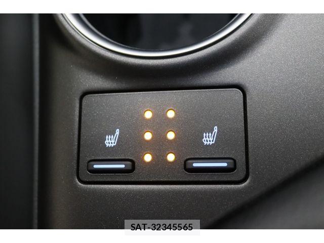Toyota CAMRY HYBRID 2021-11 6007797-21