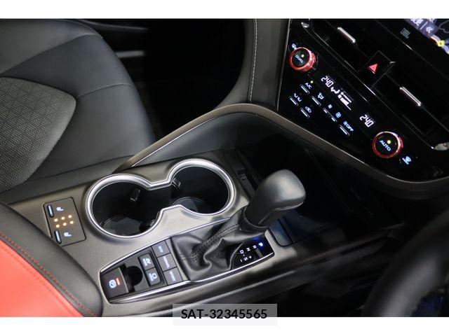 Toyota CAMRY HYBRID 2021-11 6007797-8
