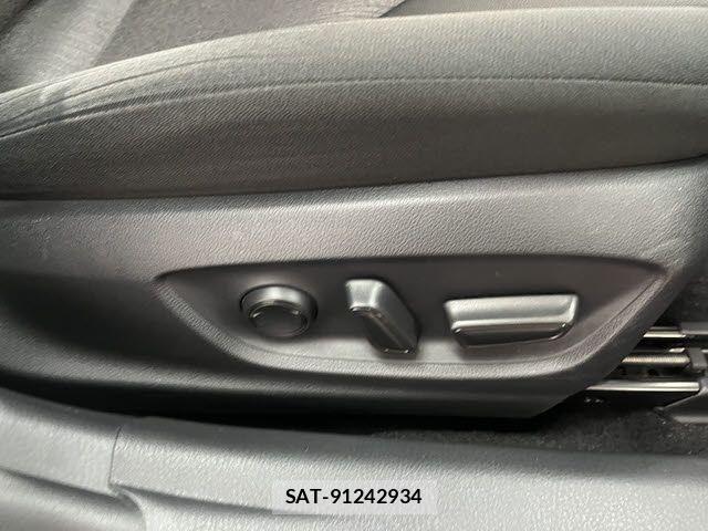Toyota CAMRY HYBRID 2017-12 6007827-21