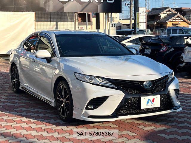 Toyota CAMRY HYBRID 2018-10 6007808-15