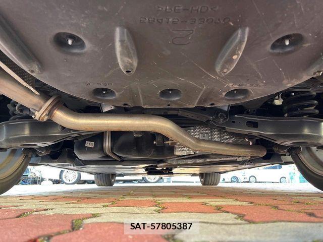 Toyota CAMRY HYBRID 2018-10 6007808-18