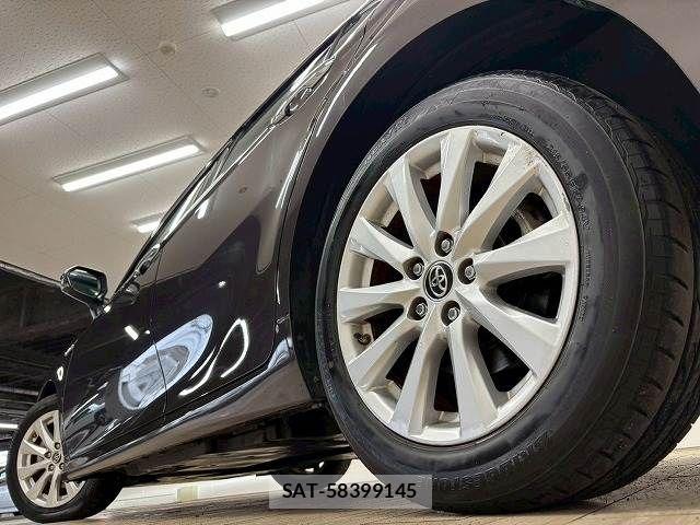 Toyota CAMRY HYBRID 2017-12 6134915-18