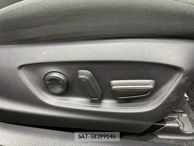 Toyota CAMRY HYBRID 2017-12 6134915-8