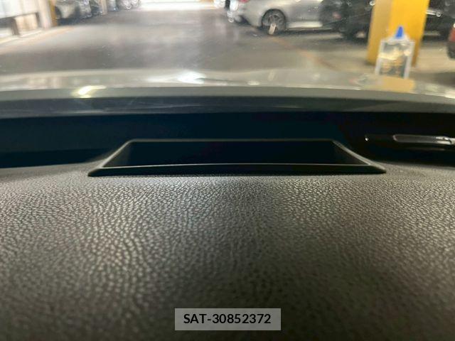Toyota CAMRY HYBRID 2017-08 6212264-17