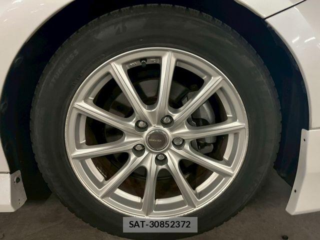 Toyota CAMRY HYBRID 2017-08 6212264-25
