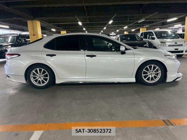 Toyota CAMRY HYBRID 2017-08 6212264-8