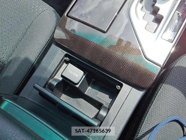 Toyota CAMRY HYBRID 2013-03 6242566-15