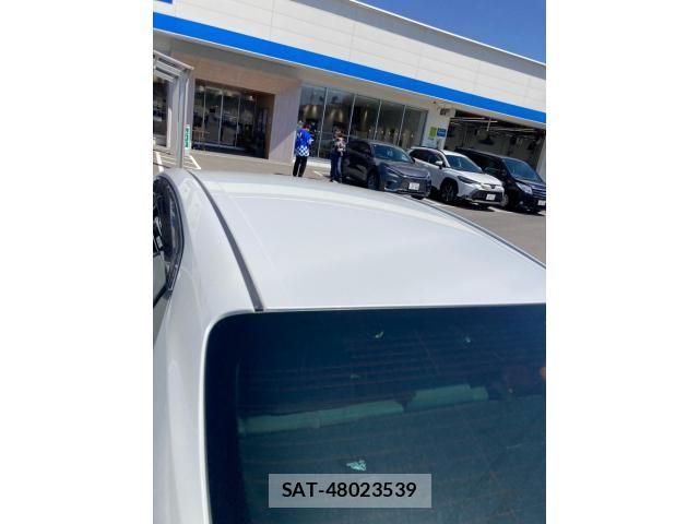 Toyota CAMRY HYBRID 2018-01 6242563-9