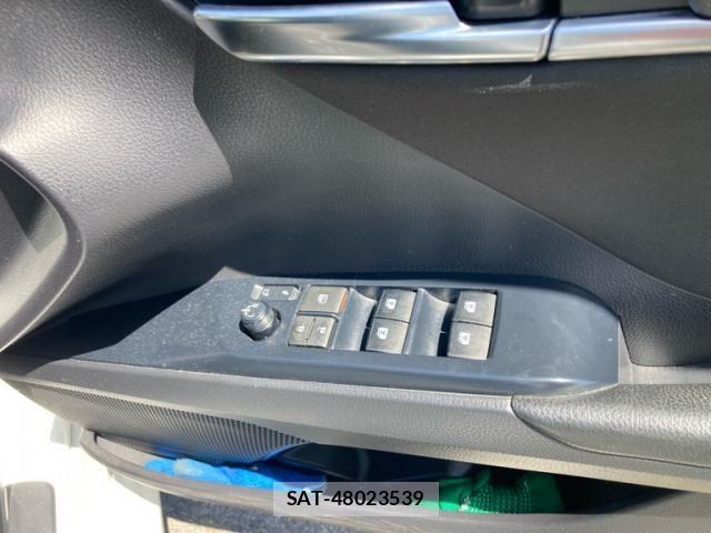 Toyota CAMRY HYBRID 2018-01 6242563-16
