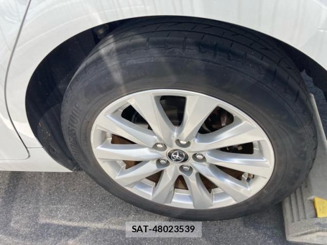 Toyota CAMRY HYBRID 2018-01 6242563-6