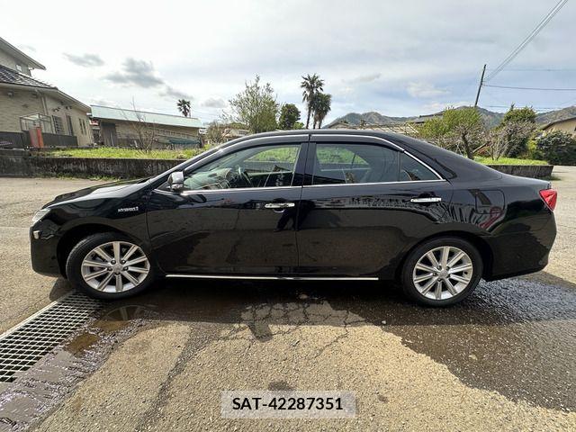 Toyota CAMRY HYBRID 2026-04 6242560-3