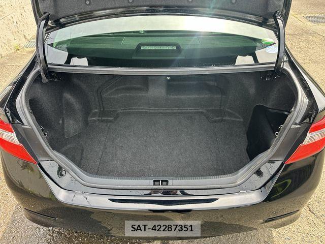 Toyota CAMRY HYBRID 2026-04 6242560-7
