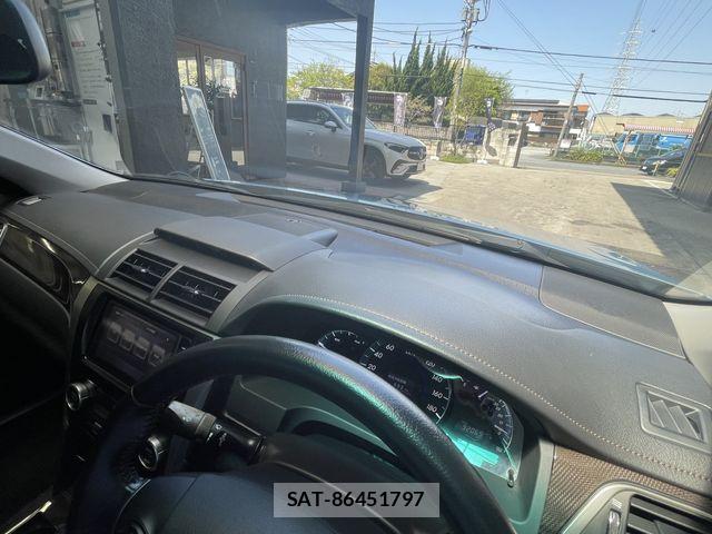 Toyota CAMRY HYBRID 2014-03 6242570-22