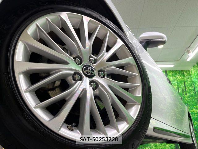 Toyota CAMRY HYBRID 2017-07 6242553-14
