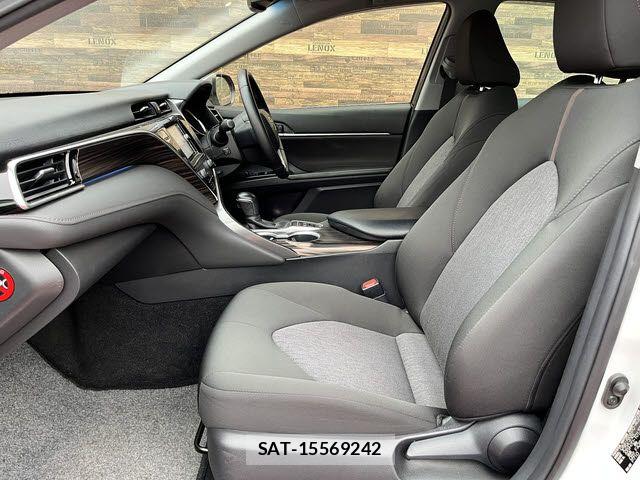 Toyota CAMRY HYBRID 2017-11 6242559-18