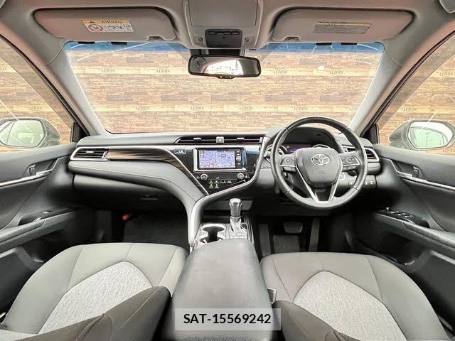 Toyota CAMRY HYBRID 2017-11 6242559-1