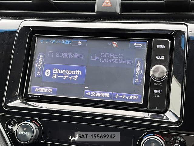 Toyota CAMRY HYBRID 2017-11 6242559-5