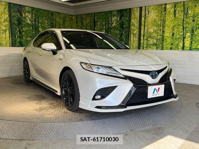 Toyota CAMRY HYBRID 2019-06 6242546-15