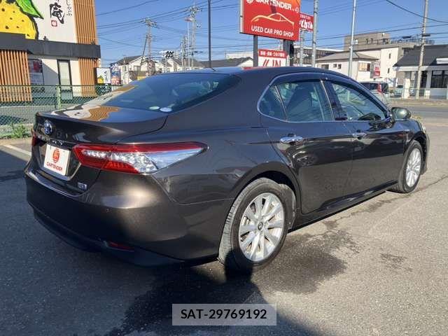 Toyota CAMRY HYBRID 2017-09 6303138-2