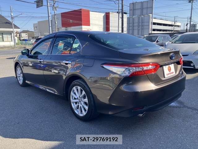 Toyota CAMRY HYBRID 2017-09 6303138-3