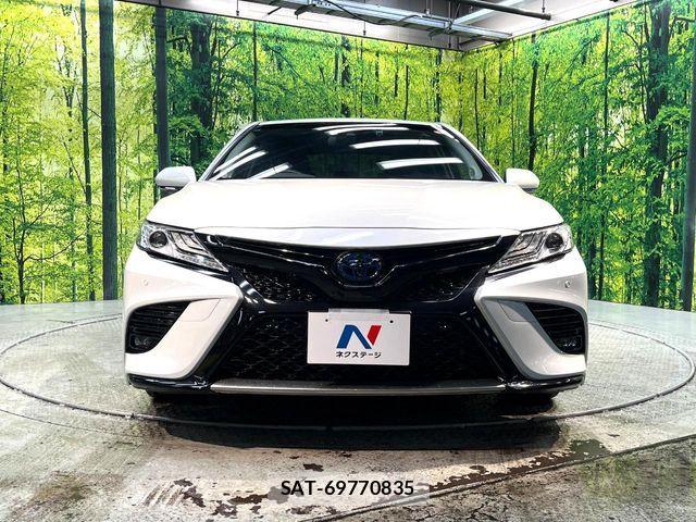 Toyota CAMRY HYBRID 2019-04 6495753-13
