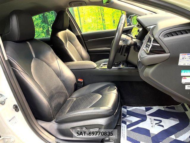 Toyota CAMRY HYBRID 2019-04 6495753-7