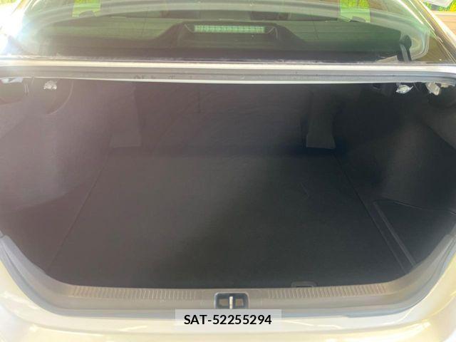 Toyota CAMRY HYBRID 2019-01 6525767-10