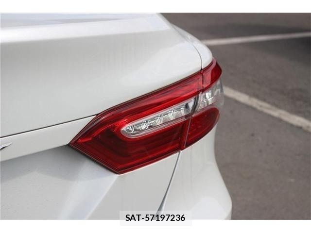 Toyota CAMRY HYBRID 2018-02 6610952-21