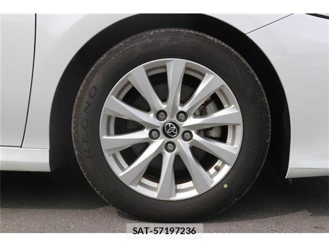 Toyota CAMRY HYBRID 2018-02 6610952-24
