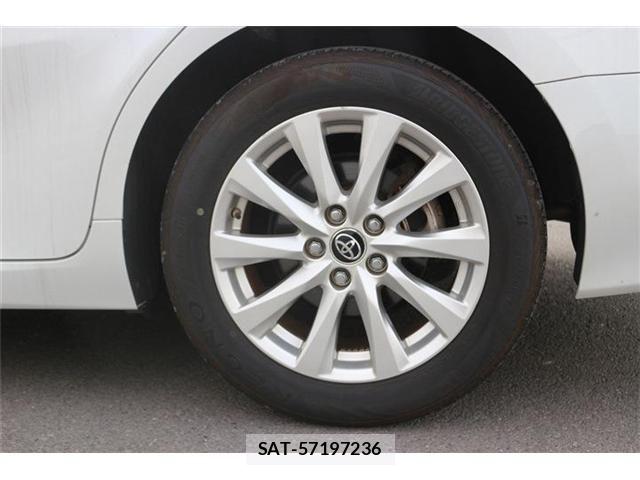 Toyota CAMRY HYBRID 2018-02 6610952-26