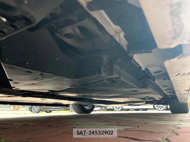 Toyota CAMRY HYBRID 2017-10 6610954-19