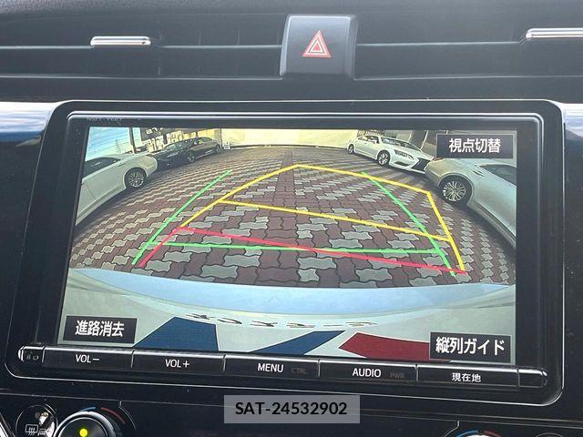 Toyota CAMRY HYBRID 2017-10 6610954-5