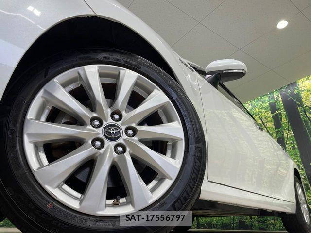 Toyota CAMRY HYBRID 2018-07 6670674-12
