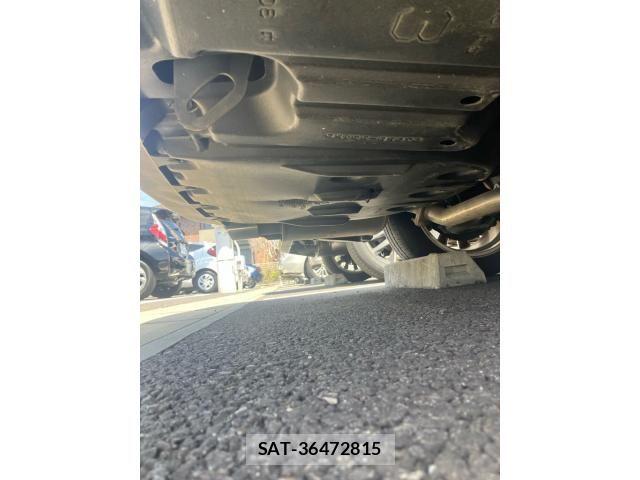 Toyota CAMRY HYBRID 2017-12 6670684-9