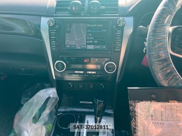 Toyota CAMRY HYBRID 2012-08 6670687-16